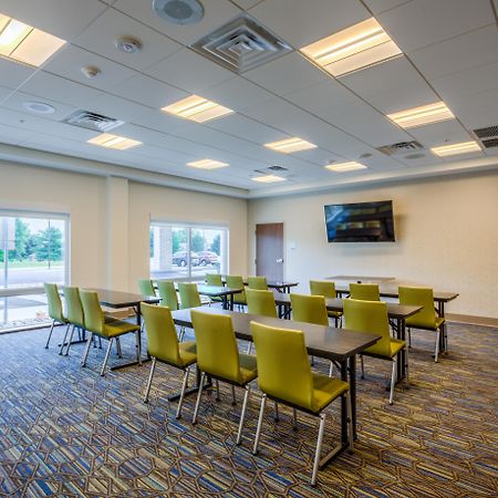 Holiday Inn Express & Suites Reedsville - State Coll Area, An Ihg Hotel ภายนอก รูปภาพ
