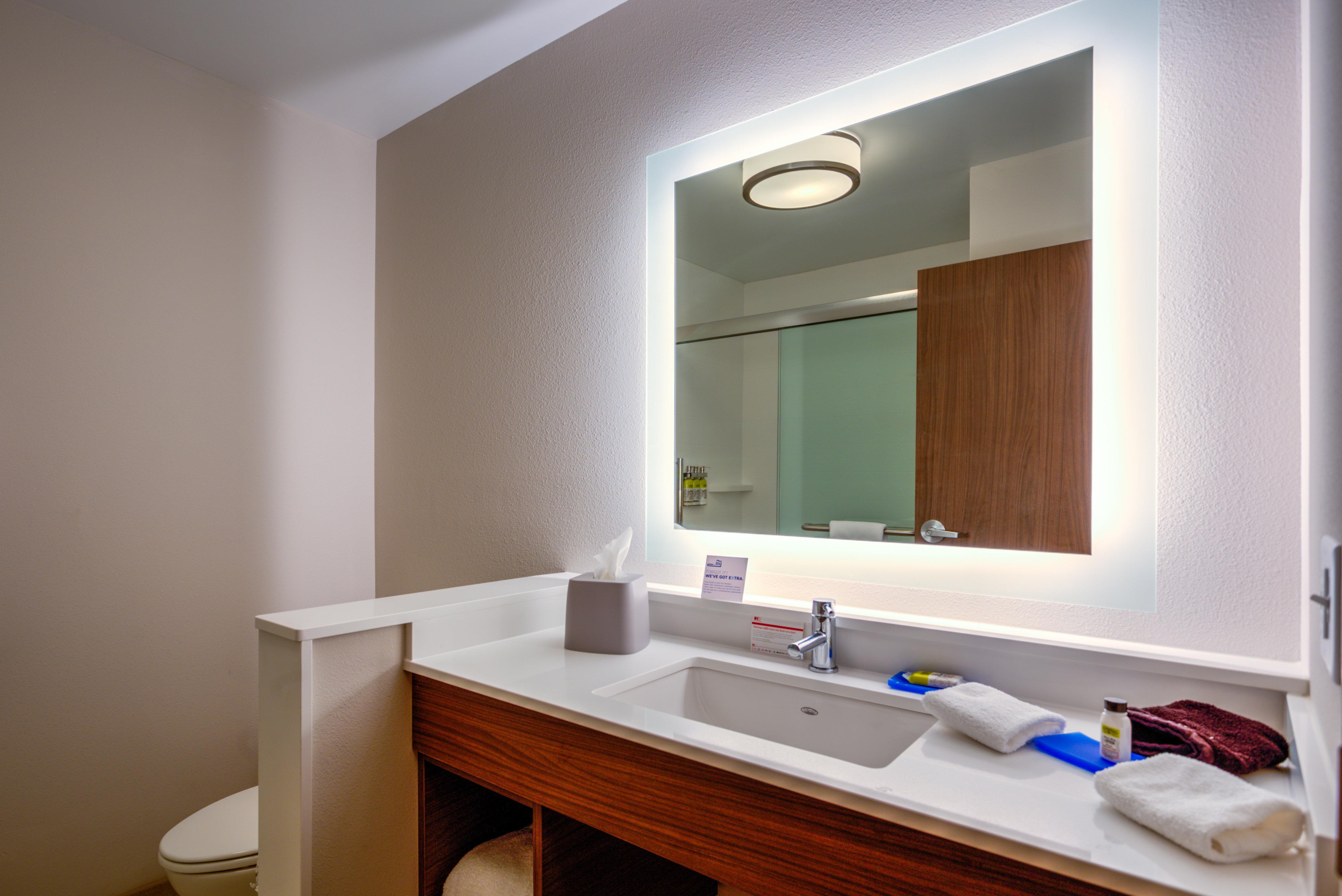 Holiday Inn Express & Suites Reedsville - State Coll Area, An Ihg Hotel ภายนอก รูปภาพ
