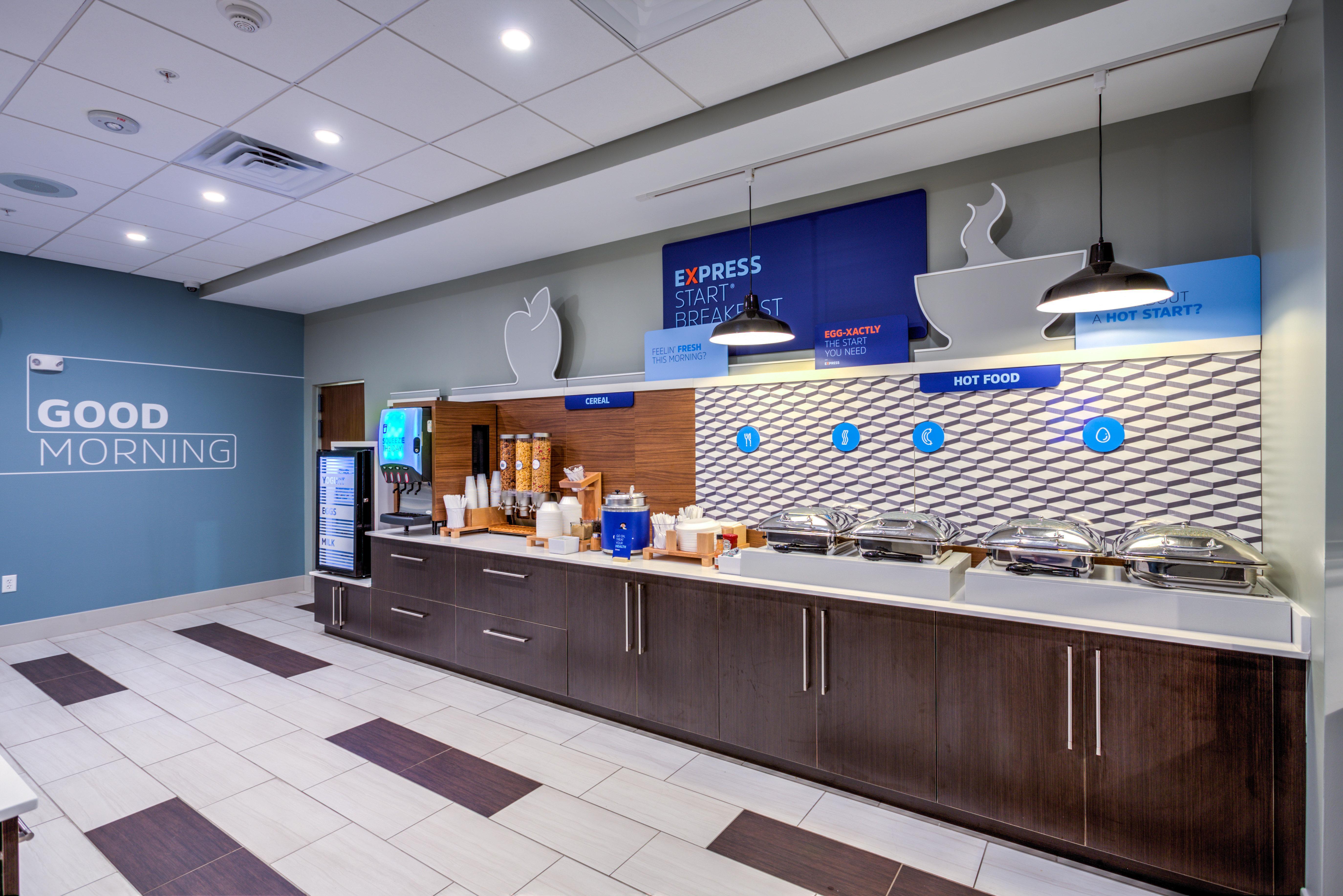 Holiday Inn Express & Suites Reedsville - State Coll Area, An Ihg Hotel ภายนอก รูปภาพ