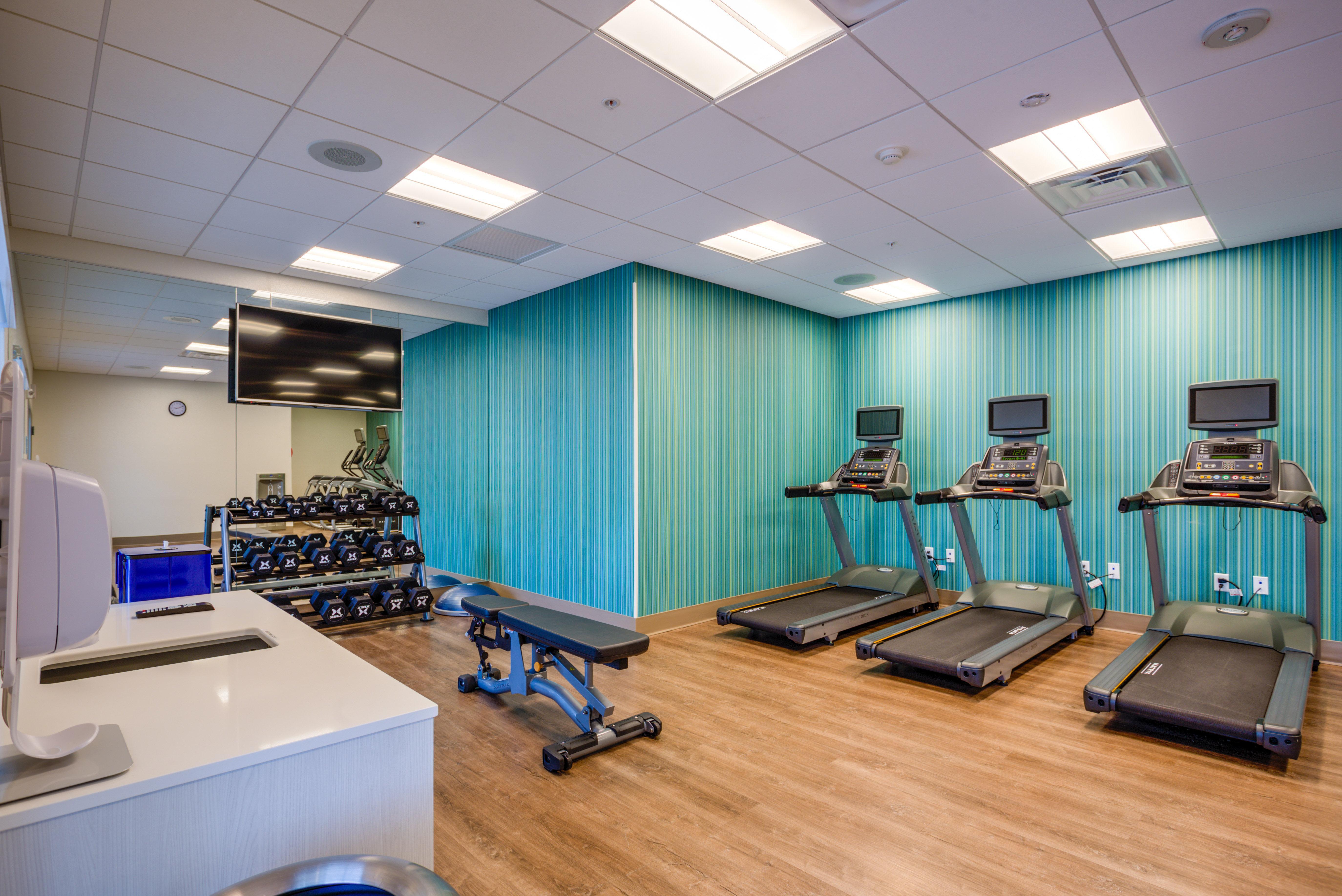Holiday Inn Express & Suites Reedsville - State Coll Area, An Ihg Hotel ภายนอก รูปภาพ